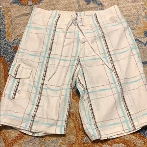 LIKE NEW!! Carbon Quick Silver Board Shorts